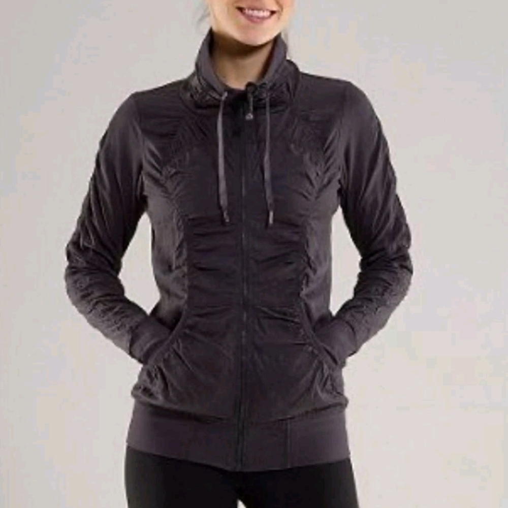 Lululemon Cool Down Reversible Jacket Size 4 Grey… - image 1